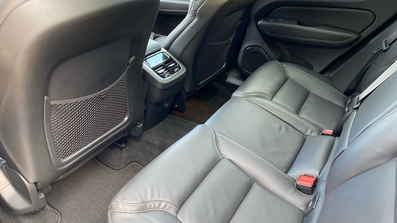 Used Volvo XC60 2025 for sale - 76653190: Photo 10