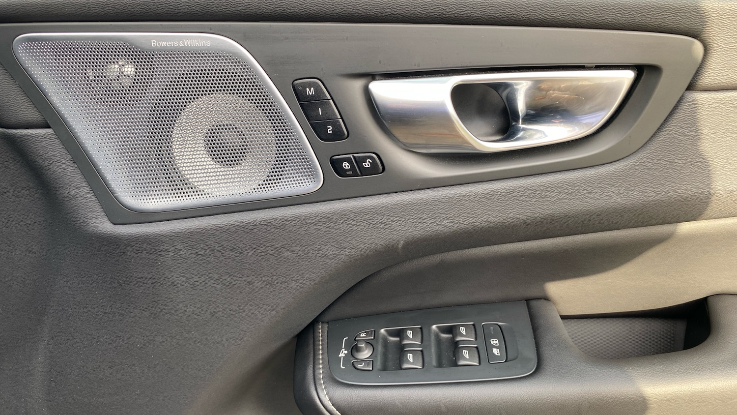 Used Volvo XC60 2025 for sale - 76653190: Photo 15