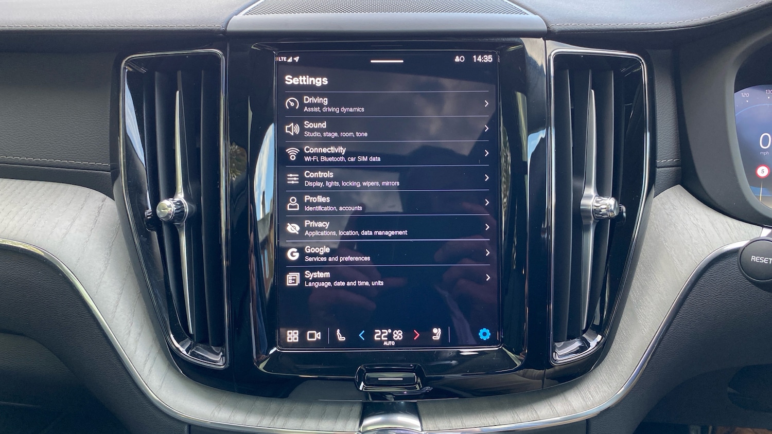 Used Volvo XC60 2025 for sale - 76653190: Photo 21