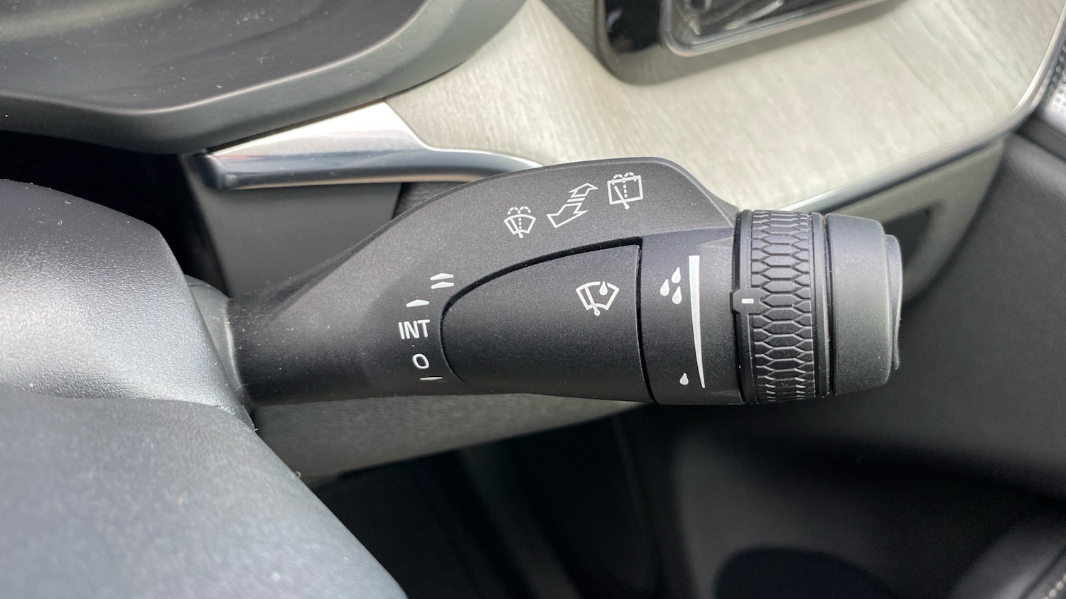 Used Volvo XC60 2025 for sale - 76653190: Photo 25