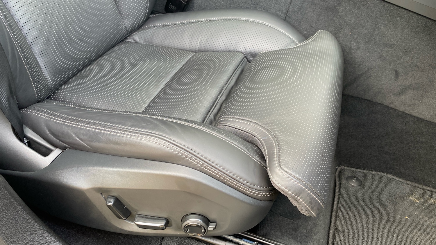 Used Volvo XC60 2025 for sale - 76653190: Photo 27