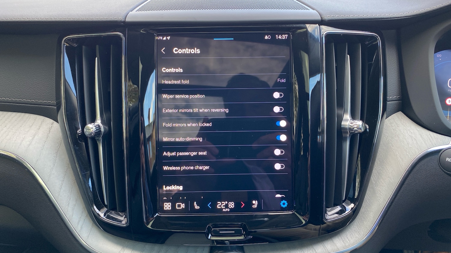 Used Volvo XC60 2025 for sale - 76653190: Photo 38