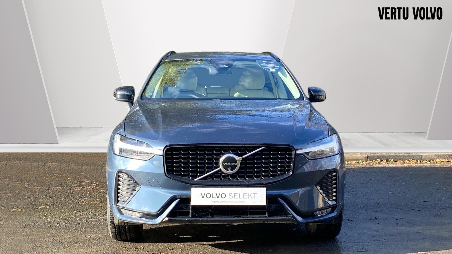Used Volvo XC60 2023 for sale - 76653197: Photo 12
