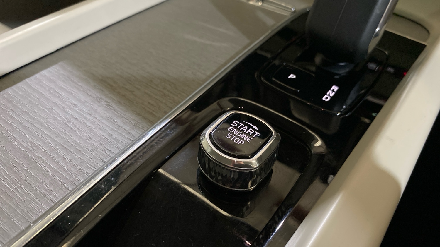 Used Volvo XC60 2023 for sale - 76653197: Photo 23