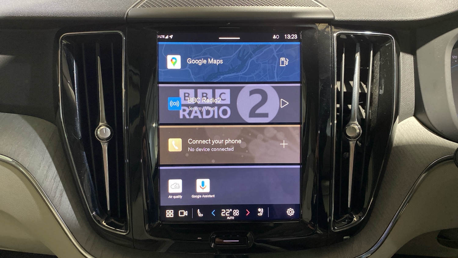 Used Volvo XC60 2023 for sale - 76653197: Photo 37