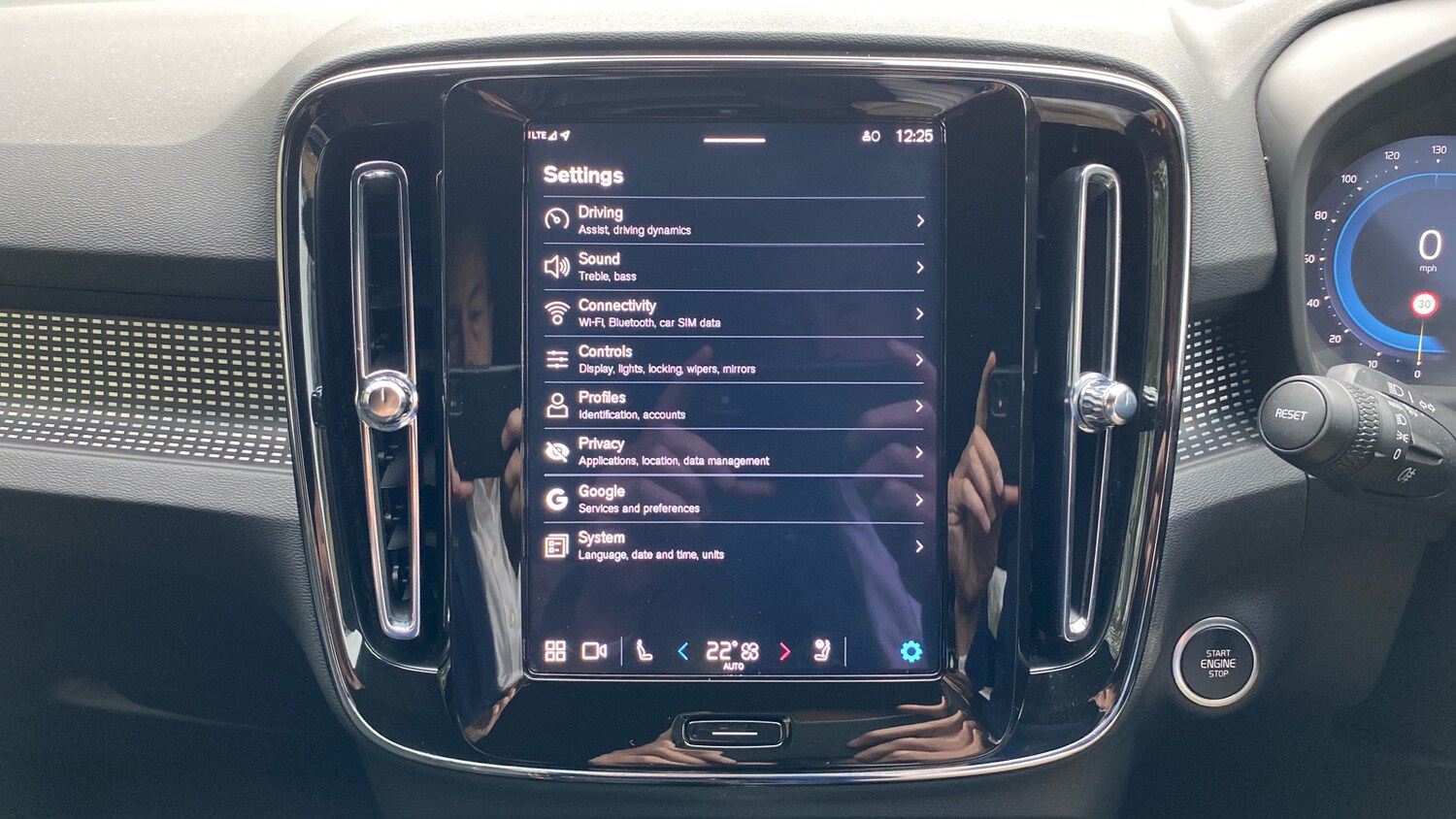 Used Volvo XC40 2025 for sale - 76653323: Photo 21