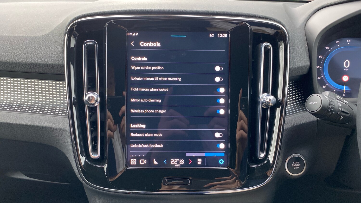 Used Volvo XC40 2025 for sale - 76653323: Photo 38