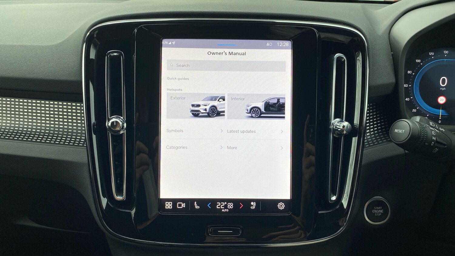 Used Volvo XC40 2025 for sale - 76653323: Photo 41