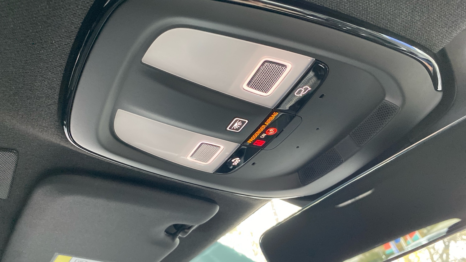 Used Volvo XC40 2025 for sale - 76653323: Photo 45