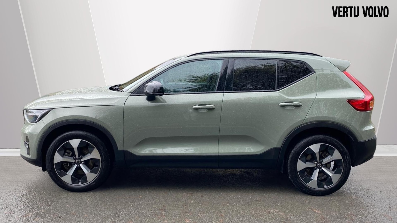 Used Volvo XC40 2025 for sale - 76653323: Photo 8