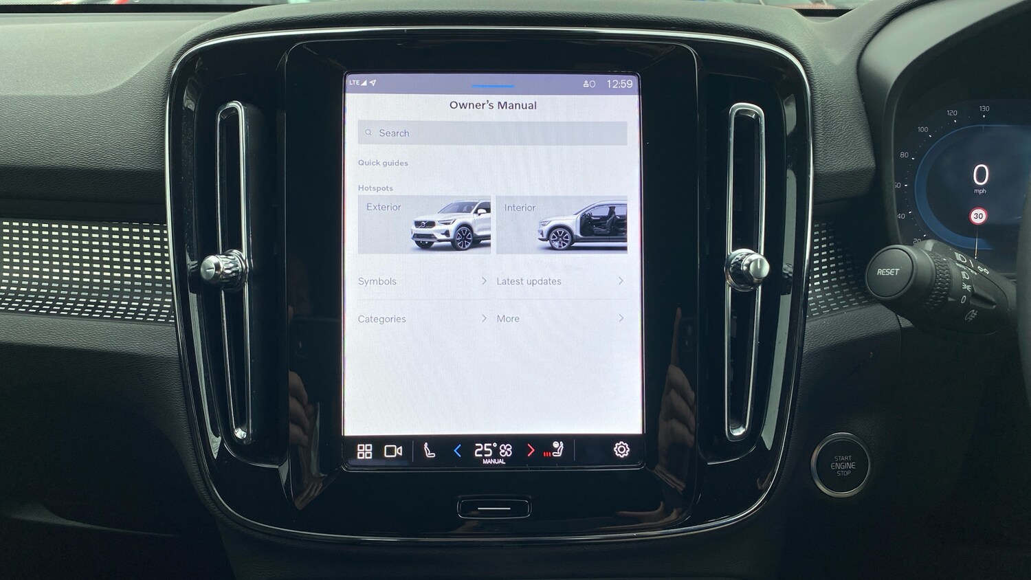 Used Volvo XC40 2025 for sale - 76653234: Photo 45