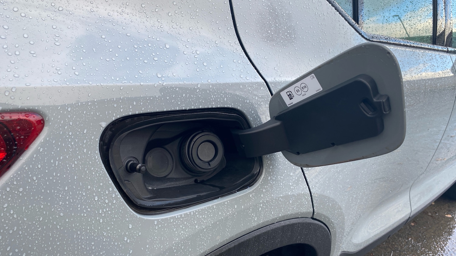 Used Volvo XC40 2024 for sale - 76653184: Photo 16