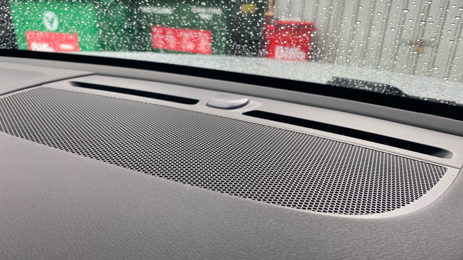 Used Volvo XC40 2024 for sale - 76653184: Photo 25