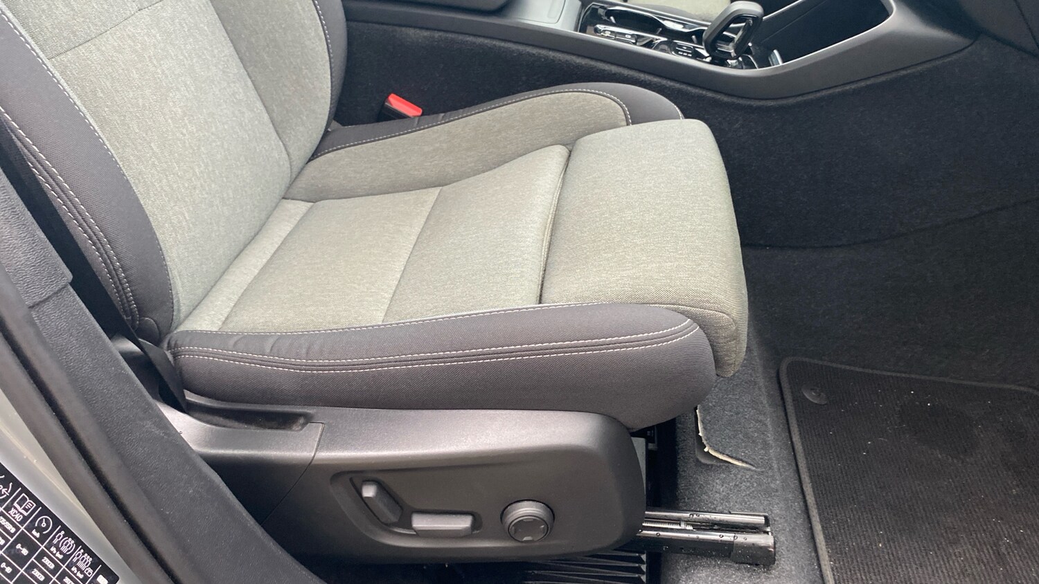 Used Volvo XC40 2024 for sale - 76653184: Photo 30