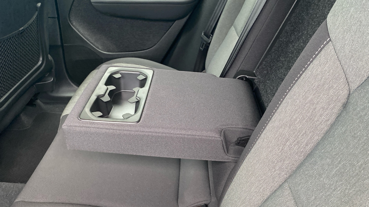 Used Volvo XC40 2024 for sale - 76653184: Photo 34