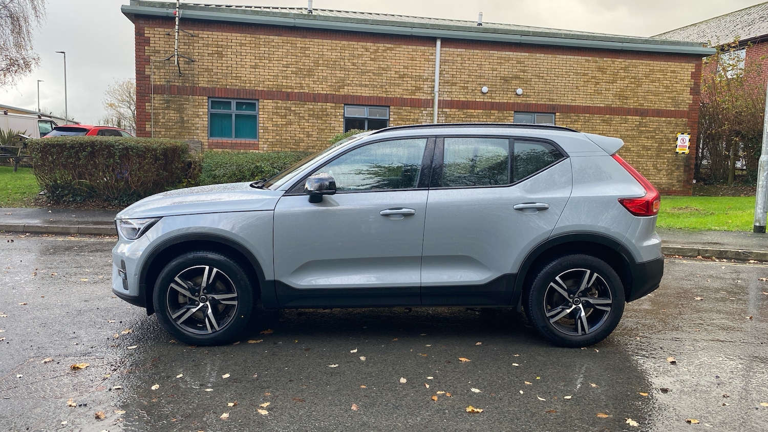 Used Volvo XC40 2024 for sale - 76653184: Photo 37