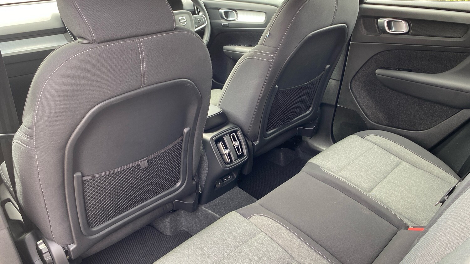 Used Volvo XC40 2023 for sale - 75726756: Photo 10