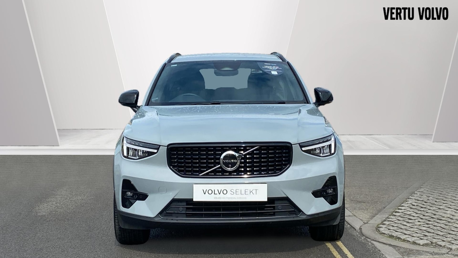 Used Volvo XC40 2023 for sale - 75726756: Photo 12