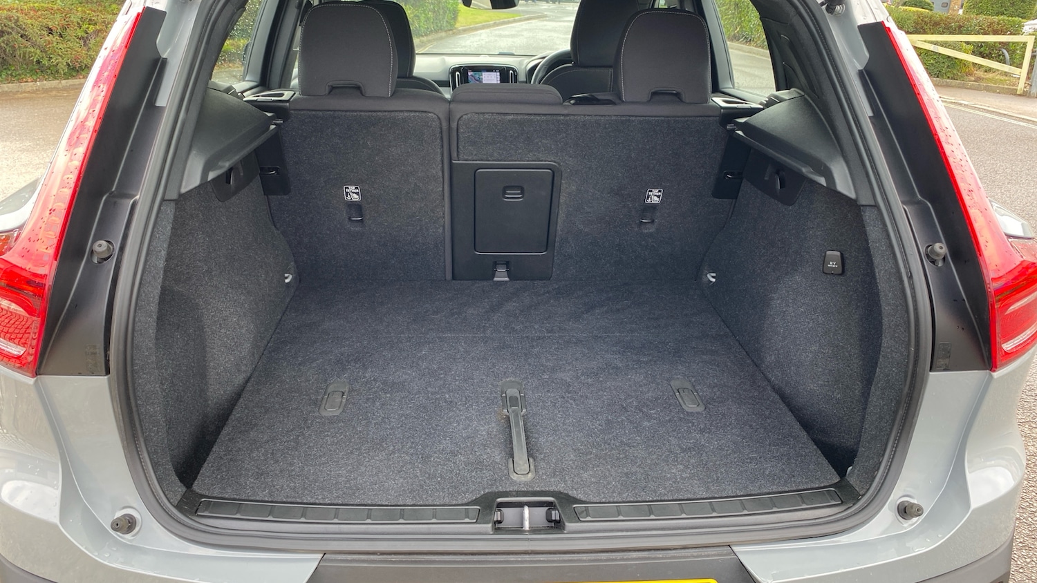 Used Volvo XC40 2023 for sale - 75726756: Photo 17