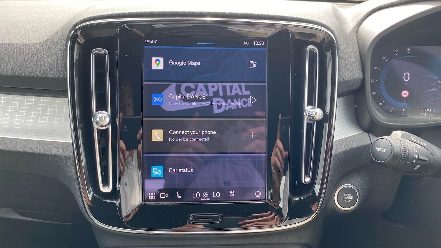 Used Volvo XC40 2023 for sale - 75726756: Photo 29