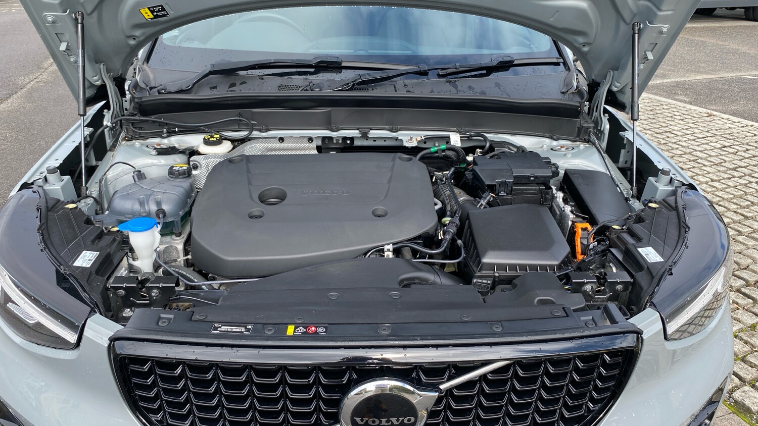 Used Volvo XC40 2023 for sale - 75726756: Photo 34