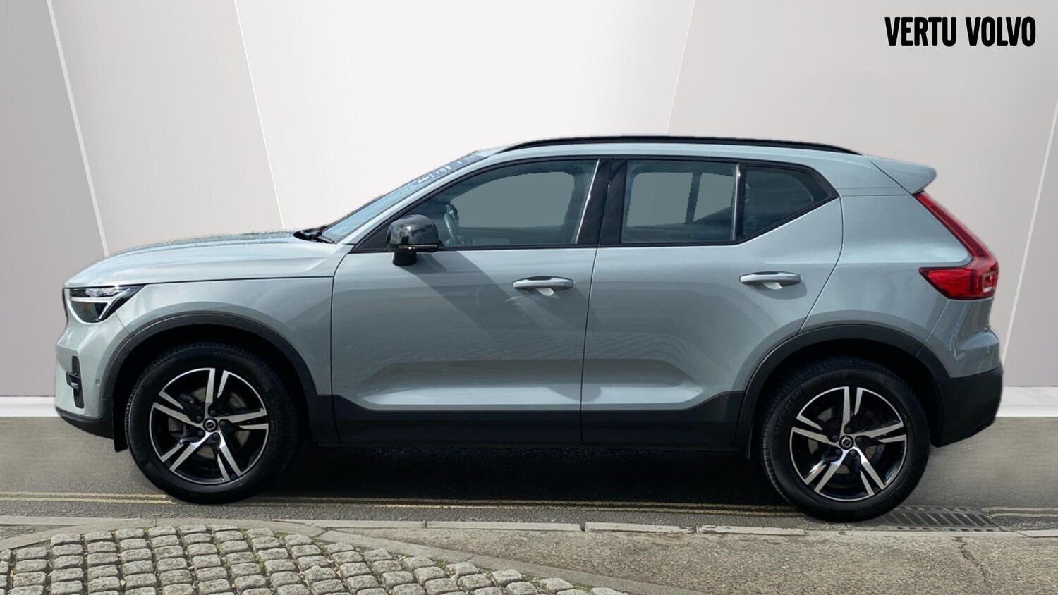 Used Volvo XC40 2023 for sale - 75726756: Photo 8