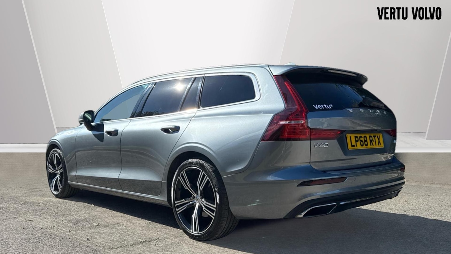 Used Volvo V60 2019 for sale - 76004849: Photo 2