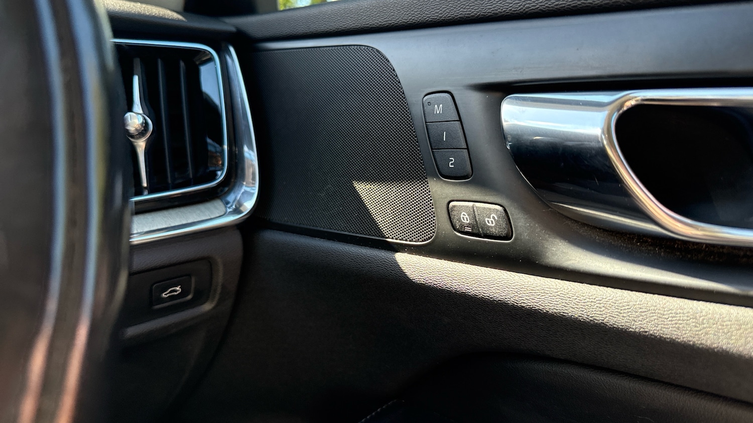 Used Volvo V60 2019 for sale - 76004849: Photo 43