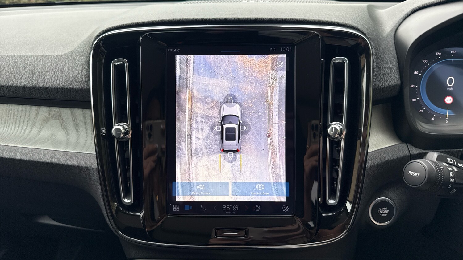 Used Volvo XC40 2024 for sale - 76004834: Photo 31