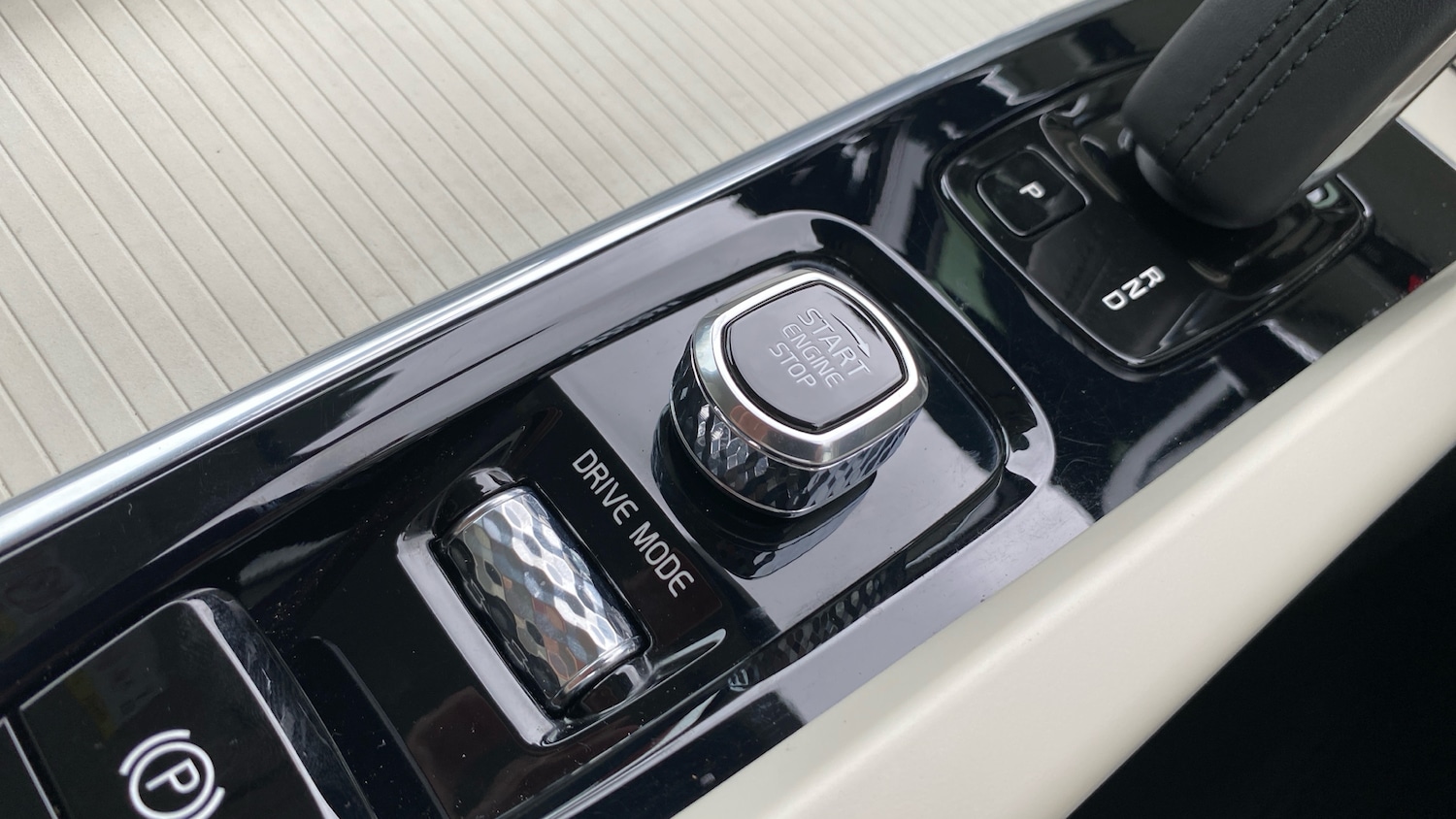 Used Volvo XC60 2021 for sale - 75935222: Photo 23