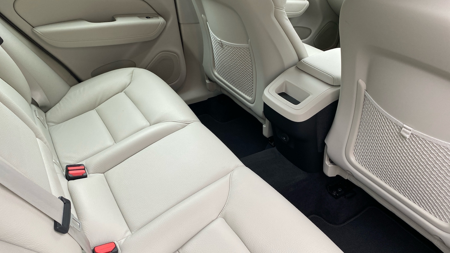 Used Volvo XC60 2021 for sale - 75935222: Photo 33