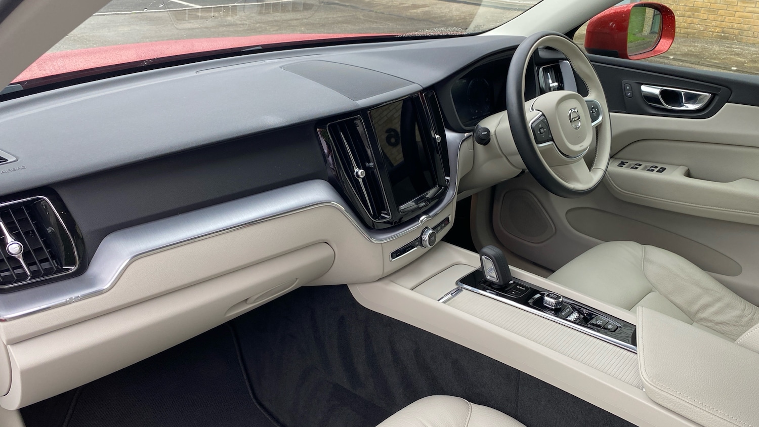 Used Volvo XC60 2021 for sale - 75935222: Photo 4