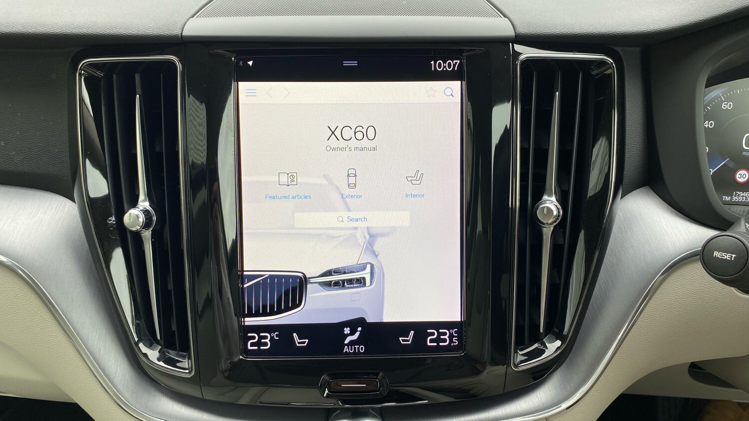 Used Volvo XC60 2021 for sale - 75935222: Photo 42