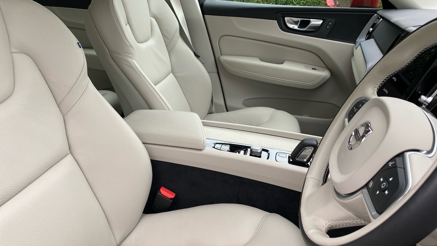 Used Volvo XC60 2021 for sale - 75935222: Photo 9