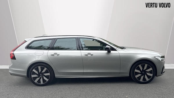 Used Volvo V90 2025 for sale - 75650245: Photo 3