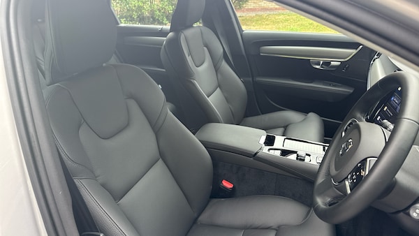 Used Volvo V90 2025 for sale - 75650245: Photo 9