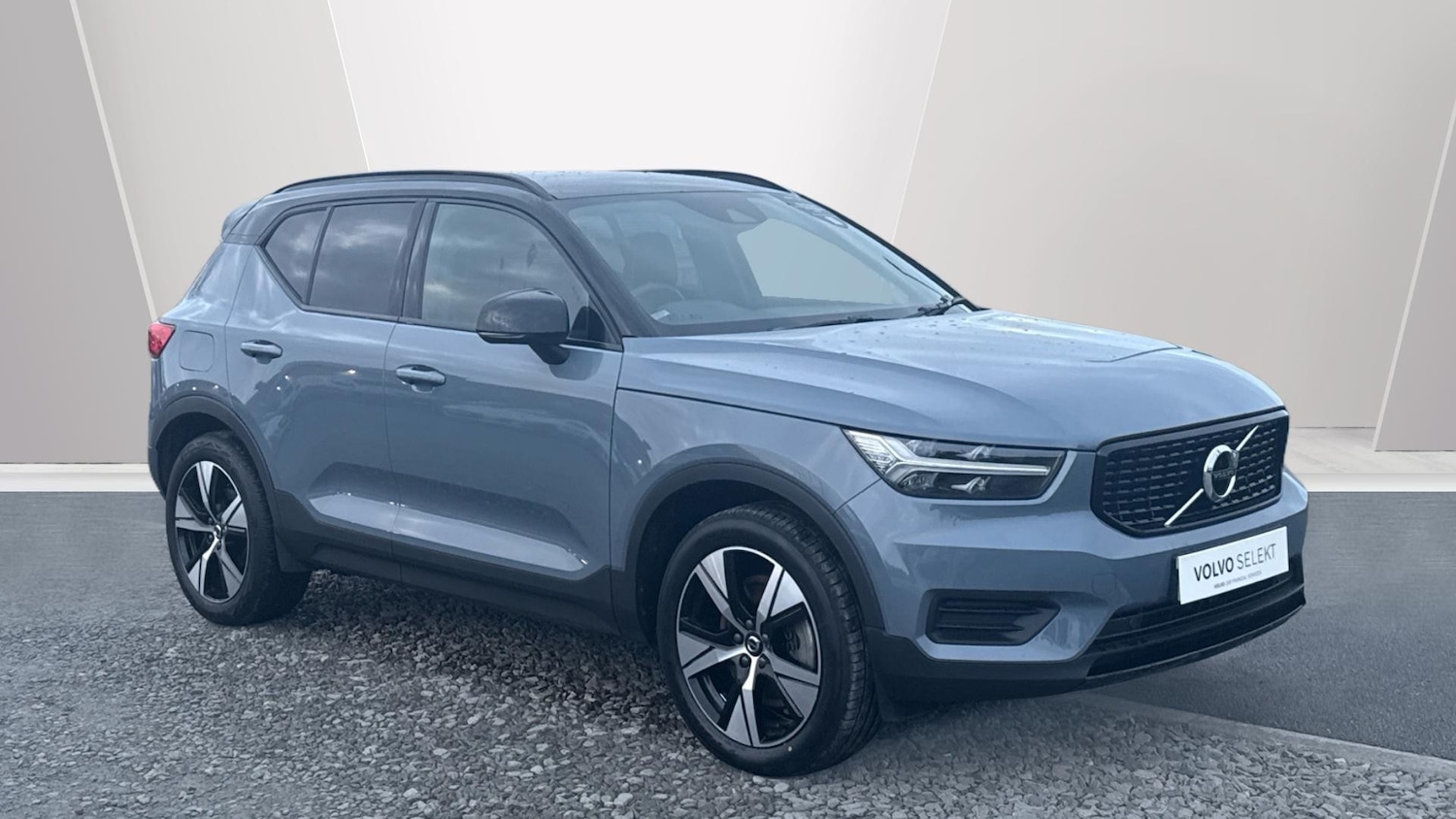 Used Volvo XC40 2022 for sale - 76979670: Photo 1