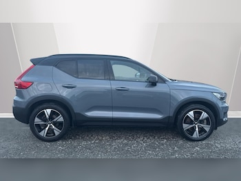 Used Volvo XC40 2022 for sale - 76979670: Photo
