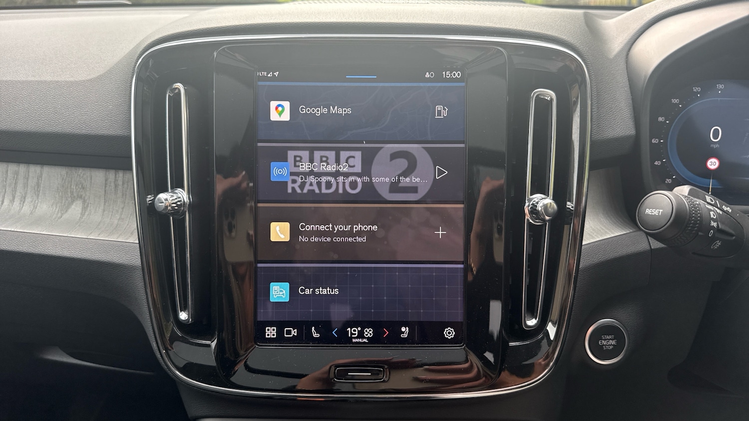 Used Volvo XC40 2025 for sale - 76037521: Photo 21