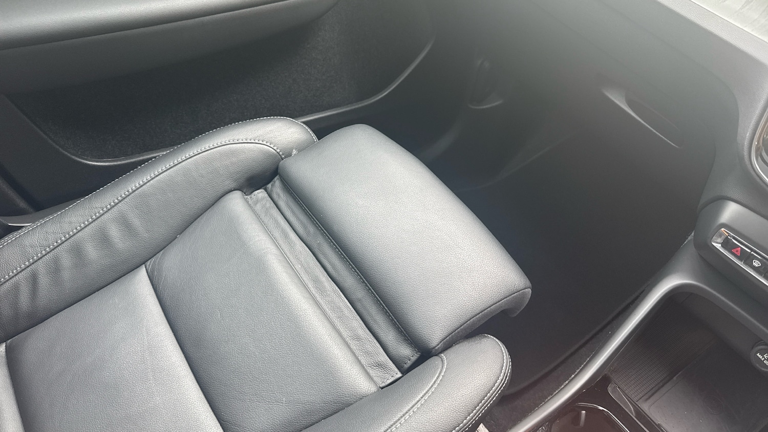 Used Volvo XC40 2025 for sale - 76037521: Photo 26