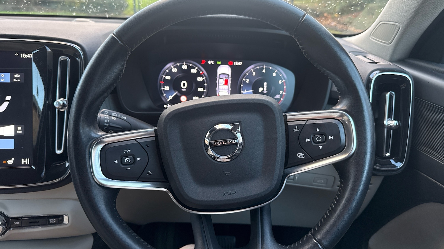 Used Volvo XC40 2020 for sale - 76653183: Photo 10