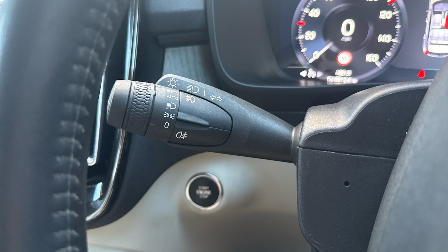 Used Volvo XC40 2020 for sale - 76653183: Photo 18