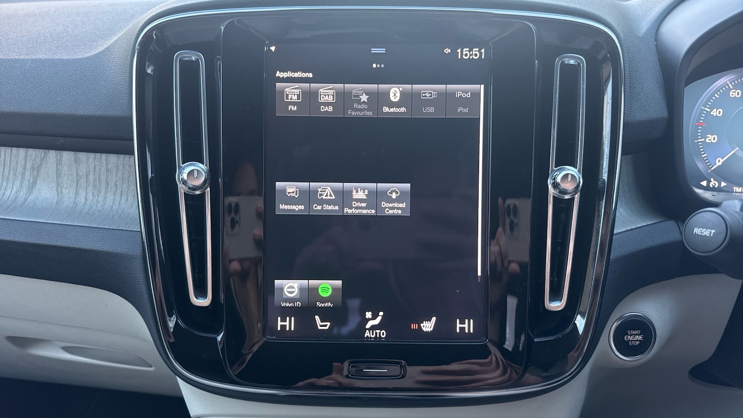 Used Volvo XC40 2020 for sale - 76653183: Photo 33