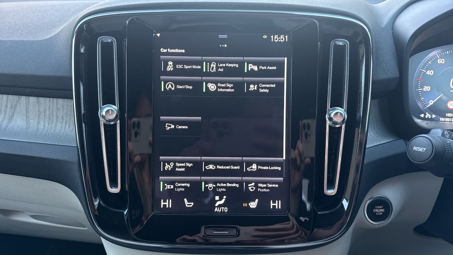 Used Volvo XC40 2020 for sale - 76653183: Photo 34