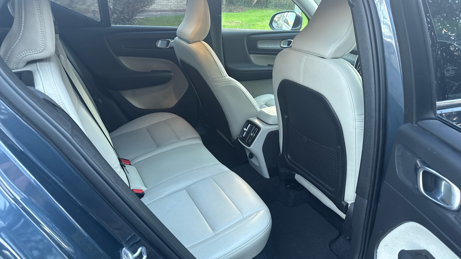 Used Volvo XC40 2020 for sale - 76653183: Photo 6