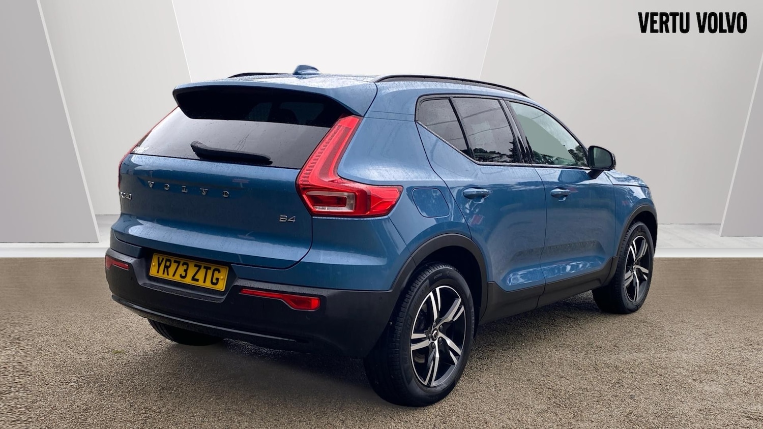 Used Volvo XC40 2023 for sale - 77283658: Photo 7