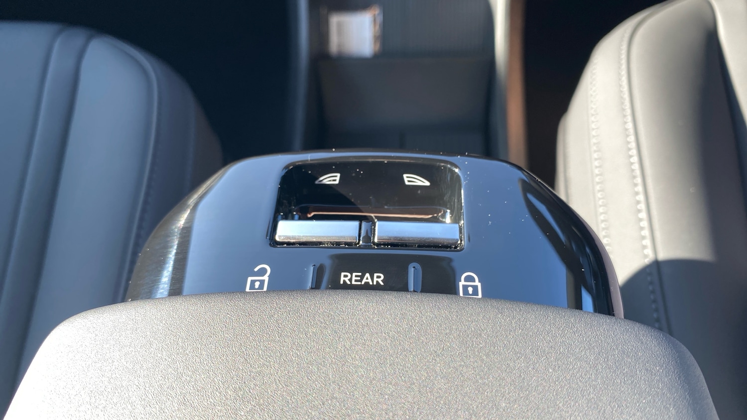 Used Volvo EX30 2025 for sale - 76653215: Photo 23