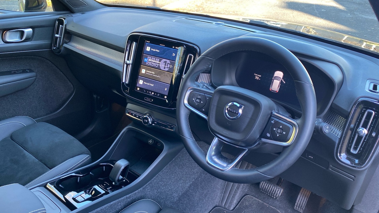 Used Volvo XC40 2024 for sale - 77201130: Photo 4