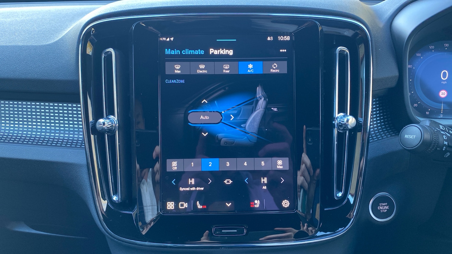 Used Volvo XC40 2024 for sale - 77201130: Photo 46