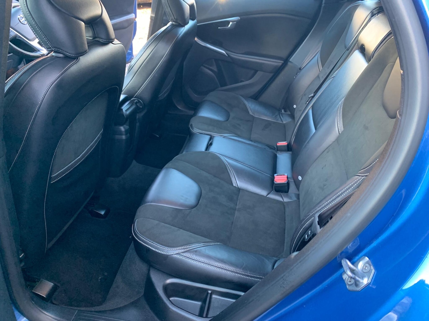 Used Volvo V40 2016 for sale - 76759291: Photo 19